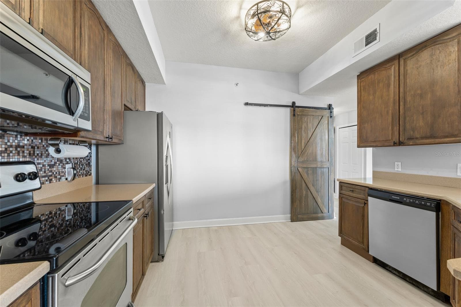 Condominium at 6336 BUFORD ST #809, ORLANDO, photo 19 of 54