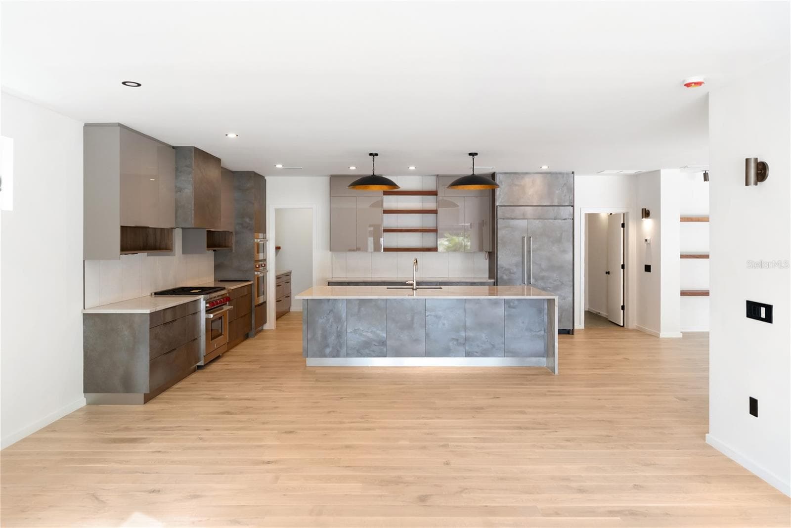 Designer Kitchen - 1759 WALDEMERE ST, SARASOTA