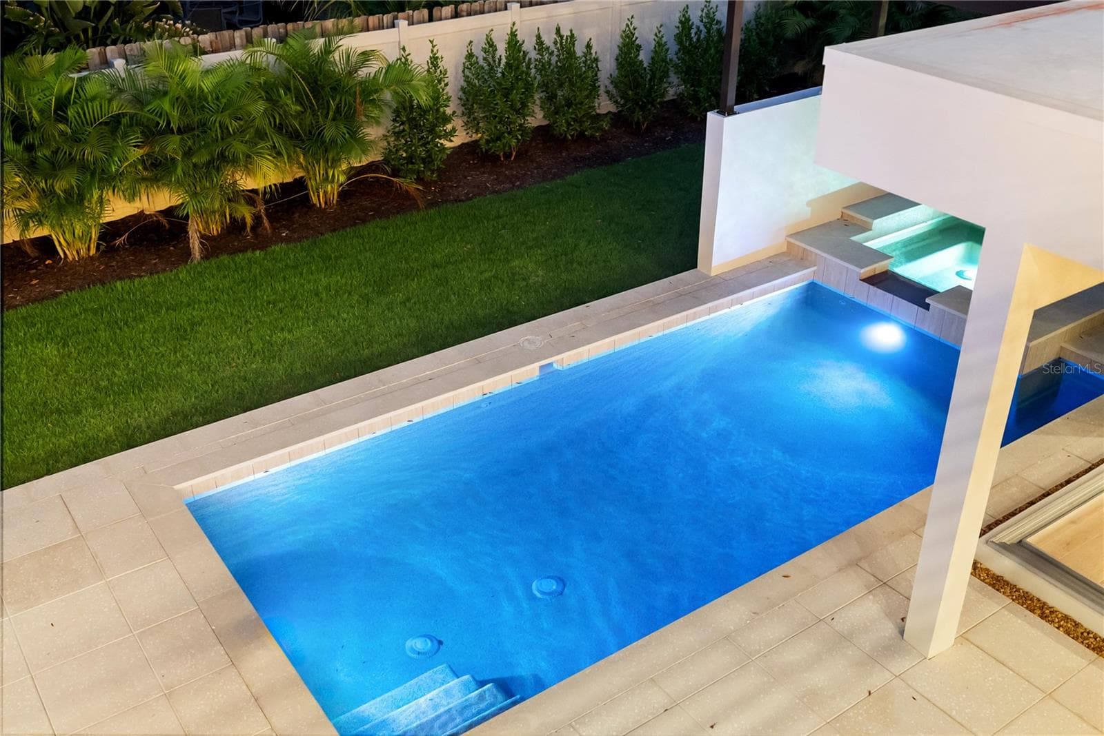 Pool & spa - 1759 WALDEMERE ST, SARASOTA