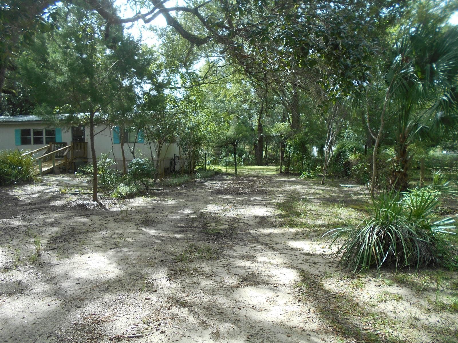 Manufactured Home at 20425 NE 143RD ST, SALT SPRINGS, photo 4 of 71