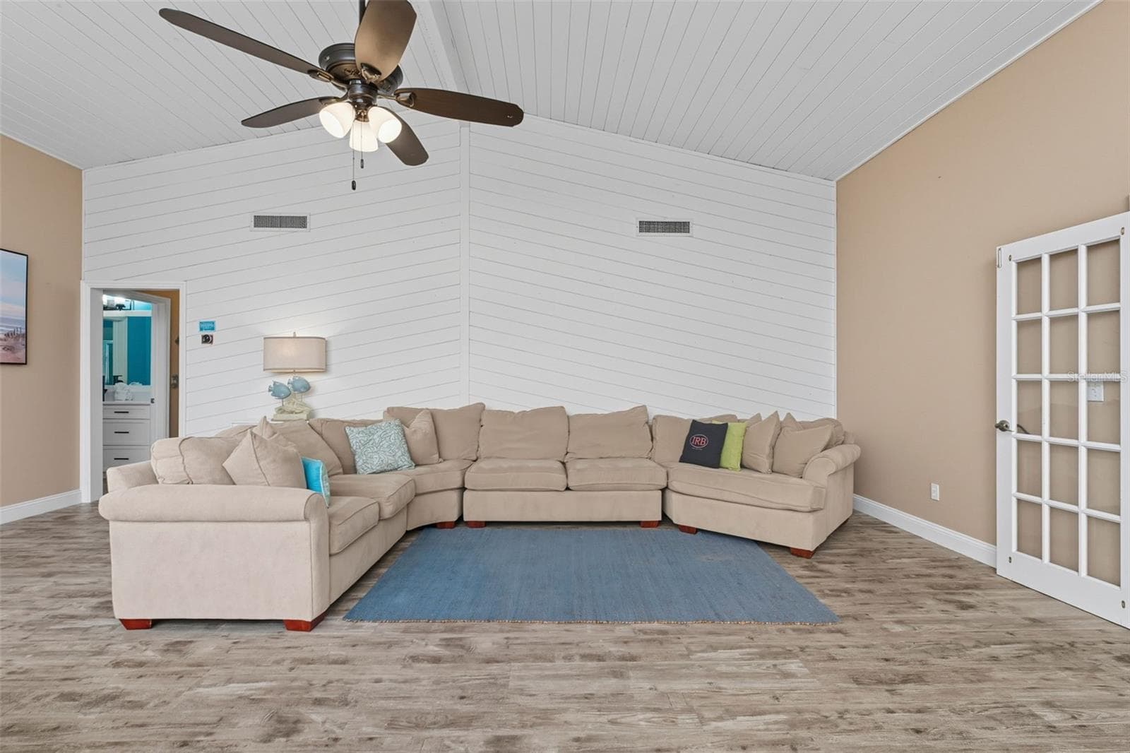 Single Family Residence at 208 BATES AVE, INDIAN ROCKS BEACH, photo 9 of 47