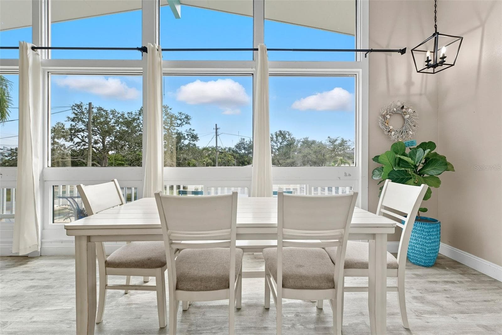 Single Family Residence at 208 BATES AVE, INDIAN ROCKS BEACH, photo 11 of 47