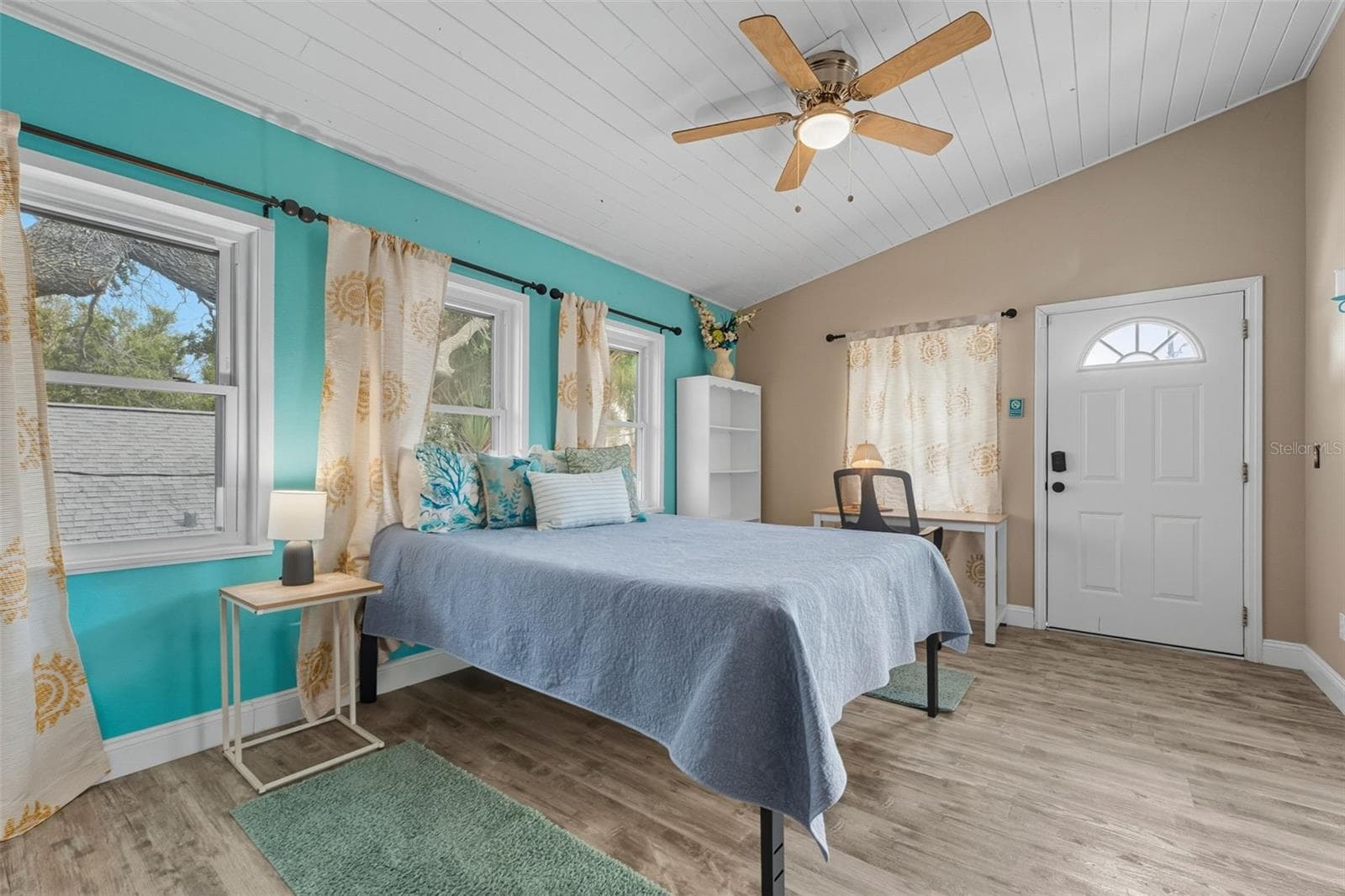 Single Family Residence at 208 BATES AVE, INDIAN ROCKS BEACH, photo 22 of 47