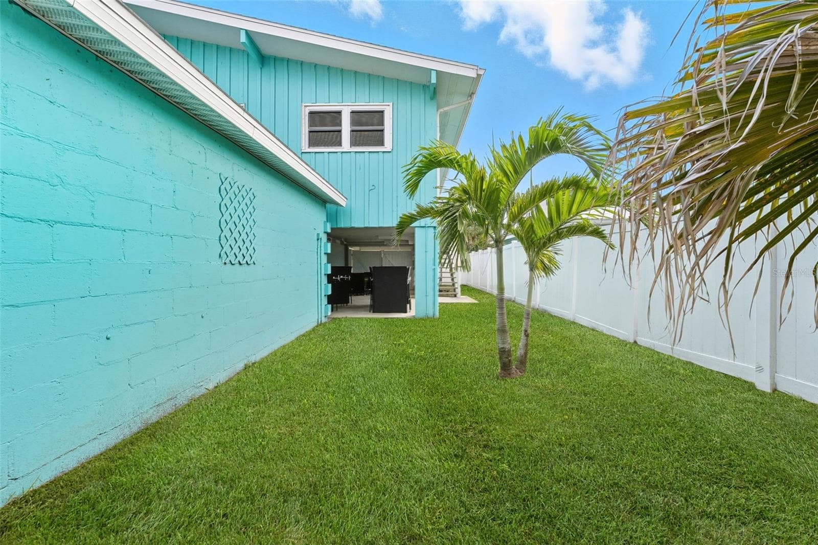 Single Family Residence at 208 BATES AVE, INDIAN ROCKS BEACH, photo 34 of 47