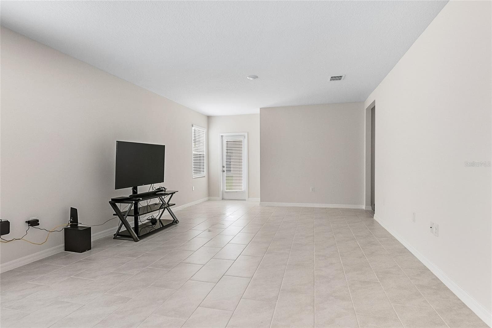 Single Family Residence at 3306 PINE LILY AVE, POINCIANA, photo 8 of 32