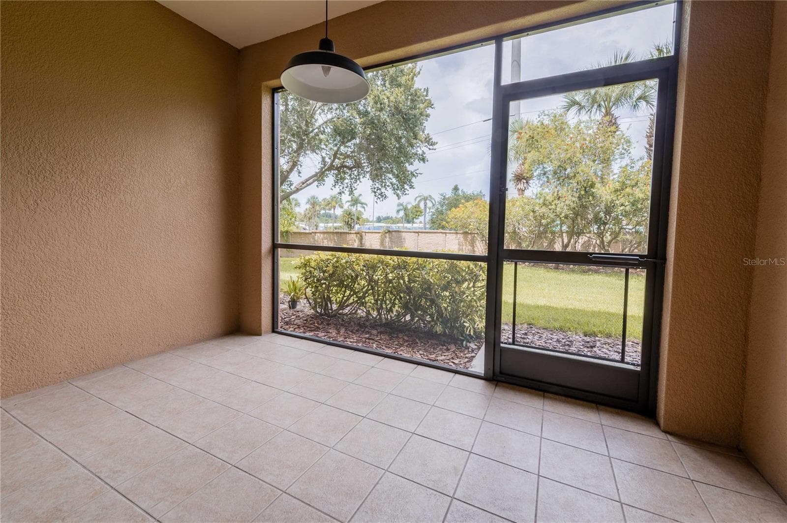Condominium at 7206 HAMILTON RD #7206, BRADENTON, photo 22 of 32