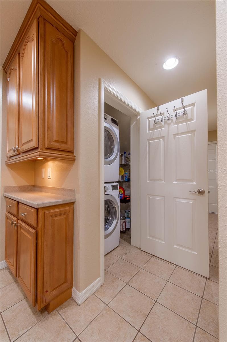 Condominium at 7206 HAMILTON RD #7206, BRADENTON, photo 27 of 32