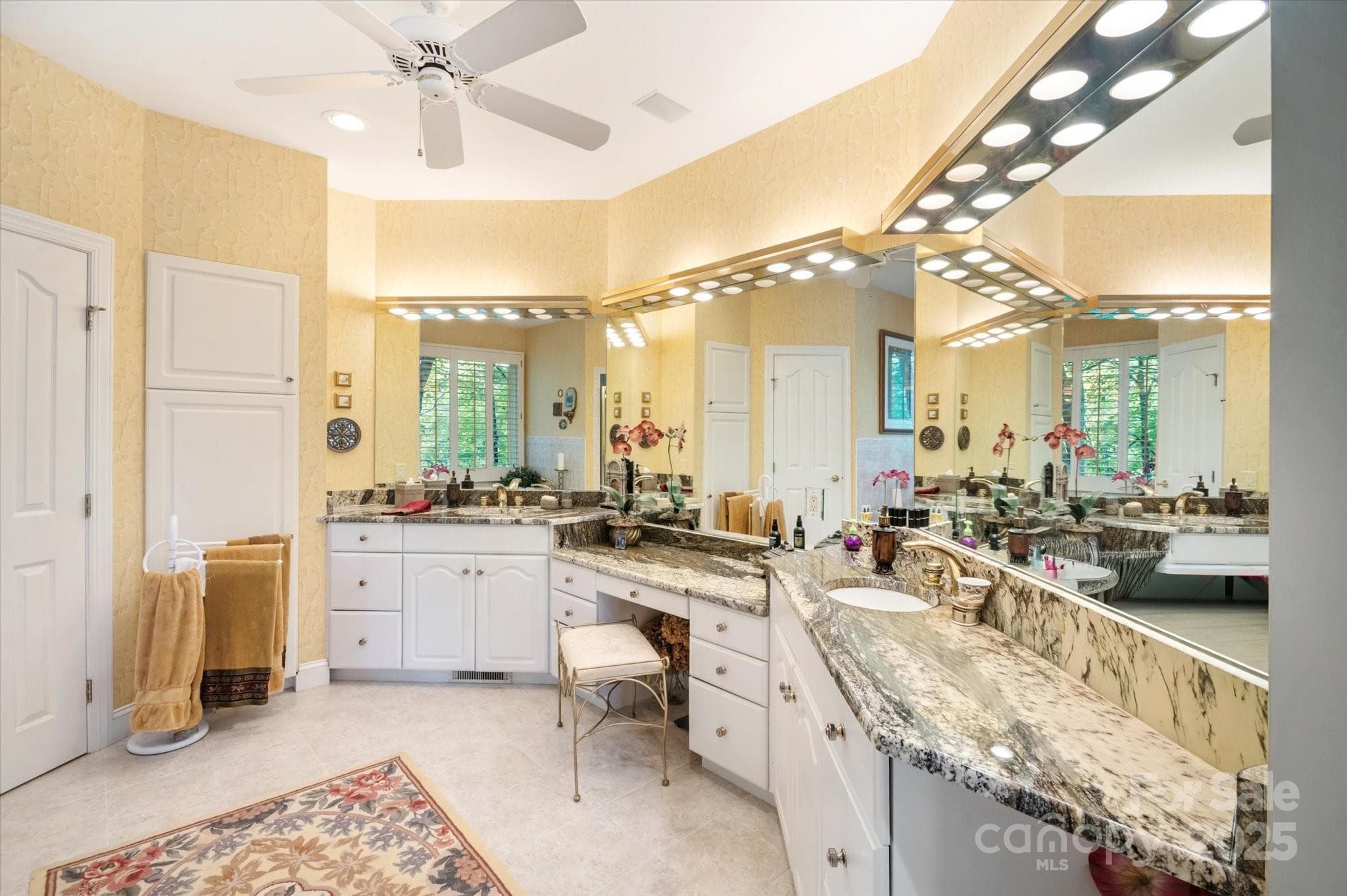 Single Family Residence at 98 Taladu Court, Brevard, photo 14 of 48