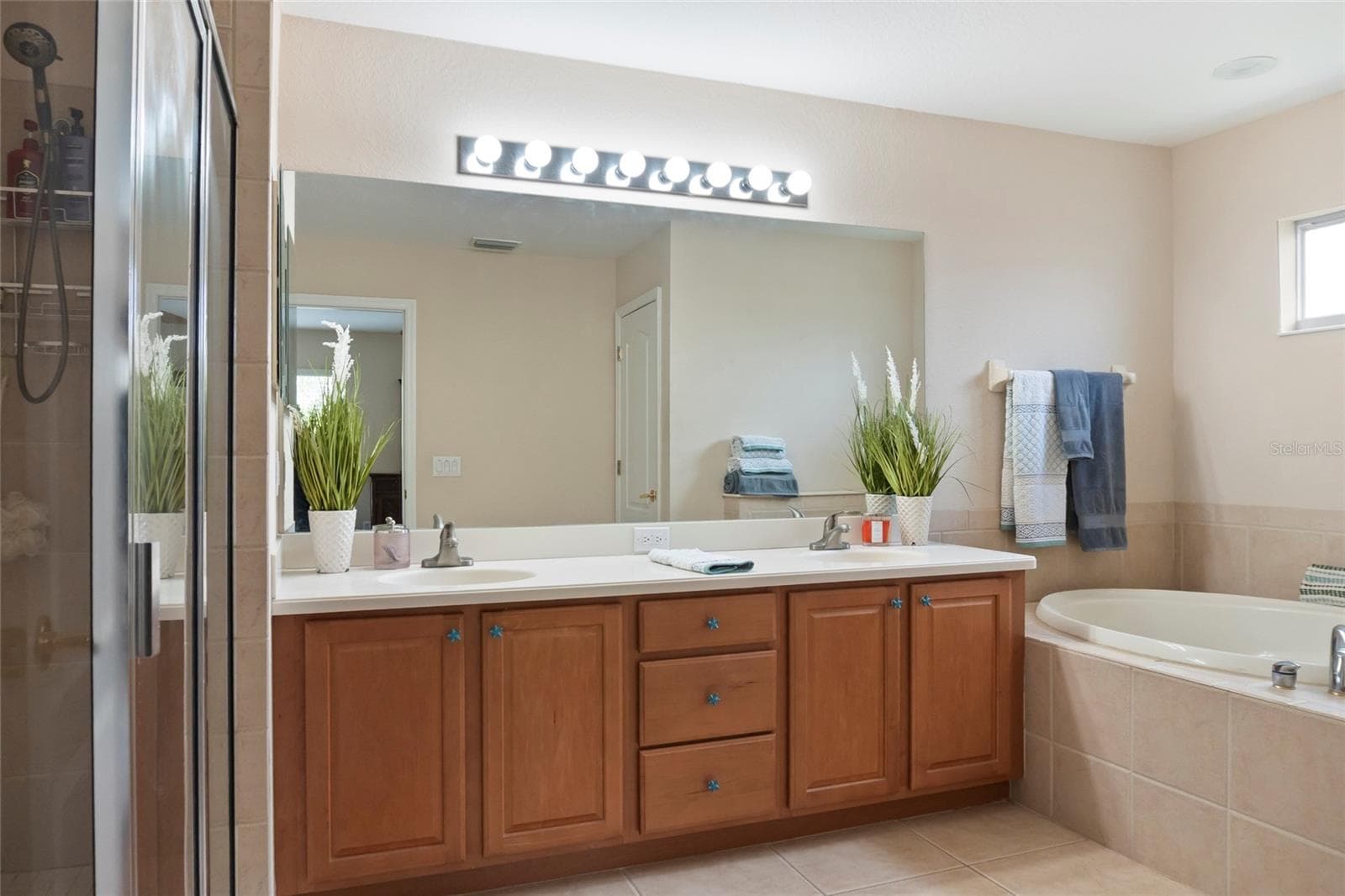 Primary Bath enSuite (3) - 8746 STONE HARBOUR LOOP, BRADENTON