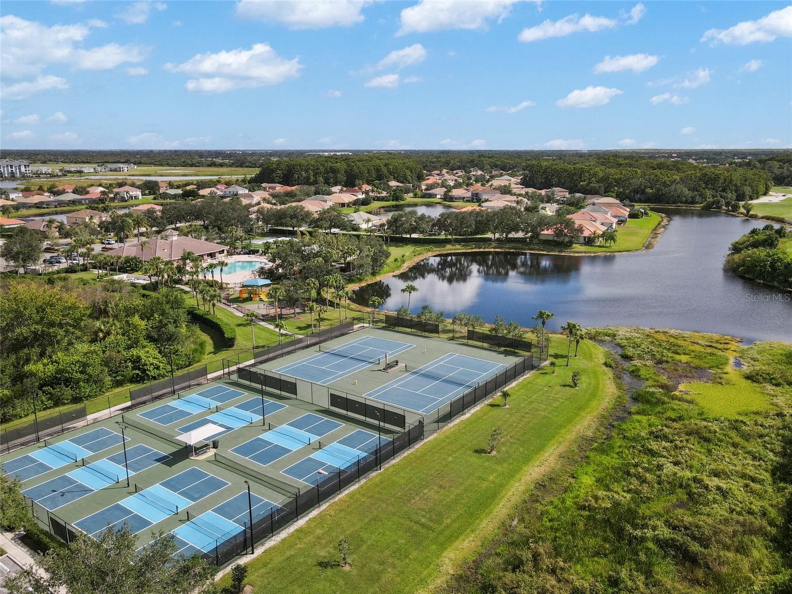 Single Family Residence at 8746 STONE HARBOUR LOOP, BRADENTON, photo 60 of 71