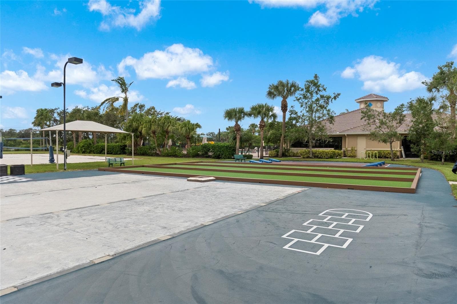 Single Family Residence at 8746 STONE HARBOUR LOOP, BRADENTON, photo 70 of 71