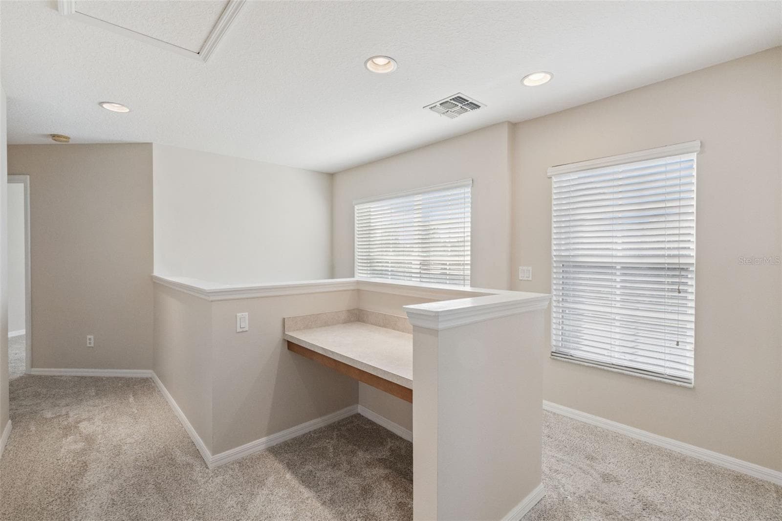 Townhouse at 10376 FALLSGROVE ST, ORLANDO, photo 17 of 38