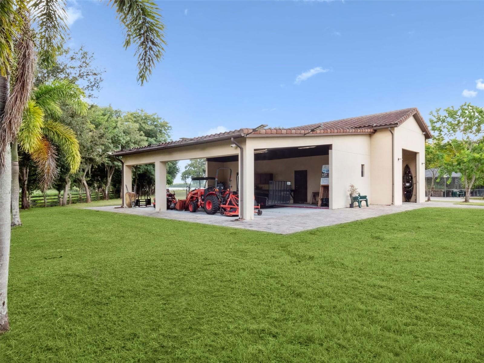 Single Family Residence at 11205 TINDALL RD, ORLANDO, photo 36 of 43