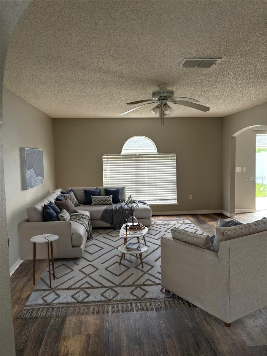 Single Family Residence at 11102 SUMMER STAR DR, RIVERVIEW, photo 2 of 31