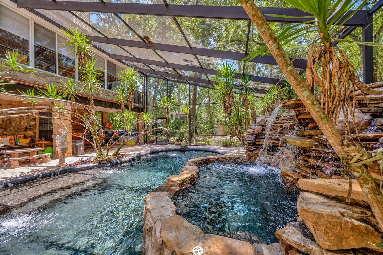 Single Family Residence at 11526 RIVER COUNTRY DR, RIVERVIEW, photo 12 of 45