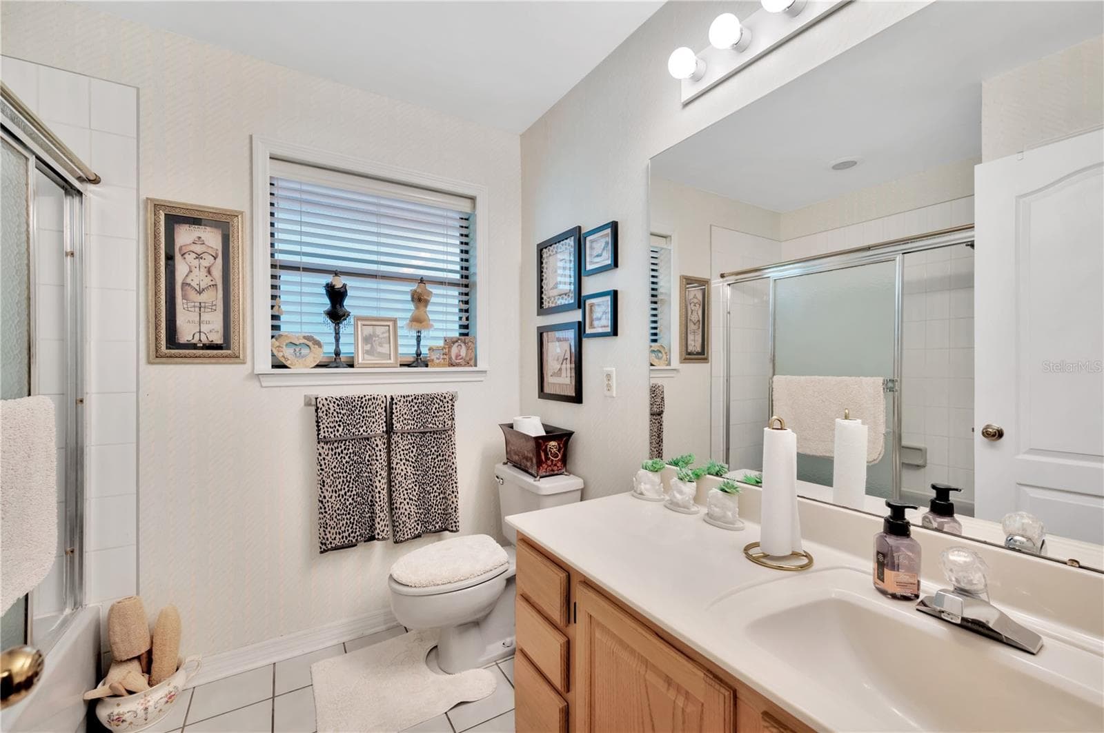 Single Family Residence at 11526 RIVER COUNTRY DR, RIVERVIEW, photo 37 of 45