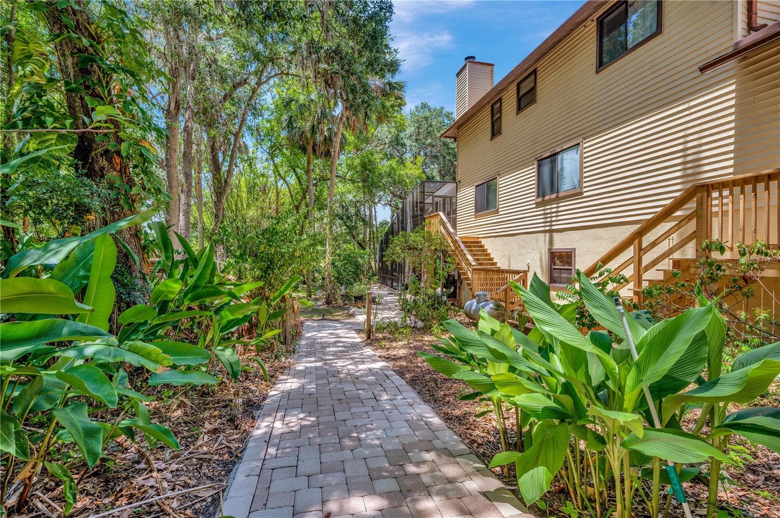 Single Family Residence at 11526 RIVER COUNTRY DR, RIVERVIEW, photo 15 of 45