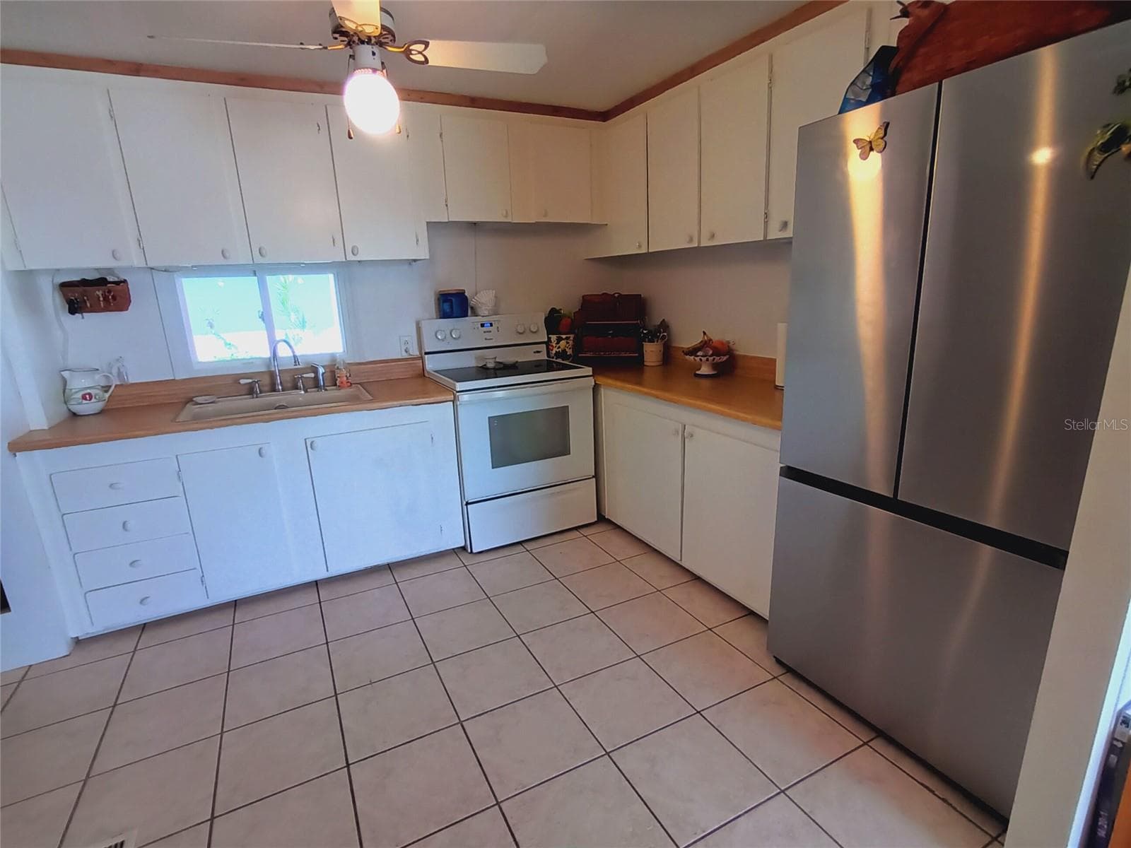 Mobile Home at 5229 BEL AIR AVE, SARASOTA, photo 9 of 76