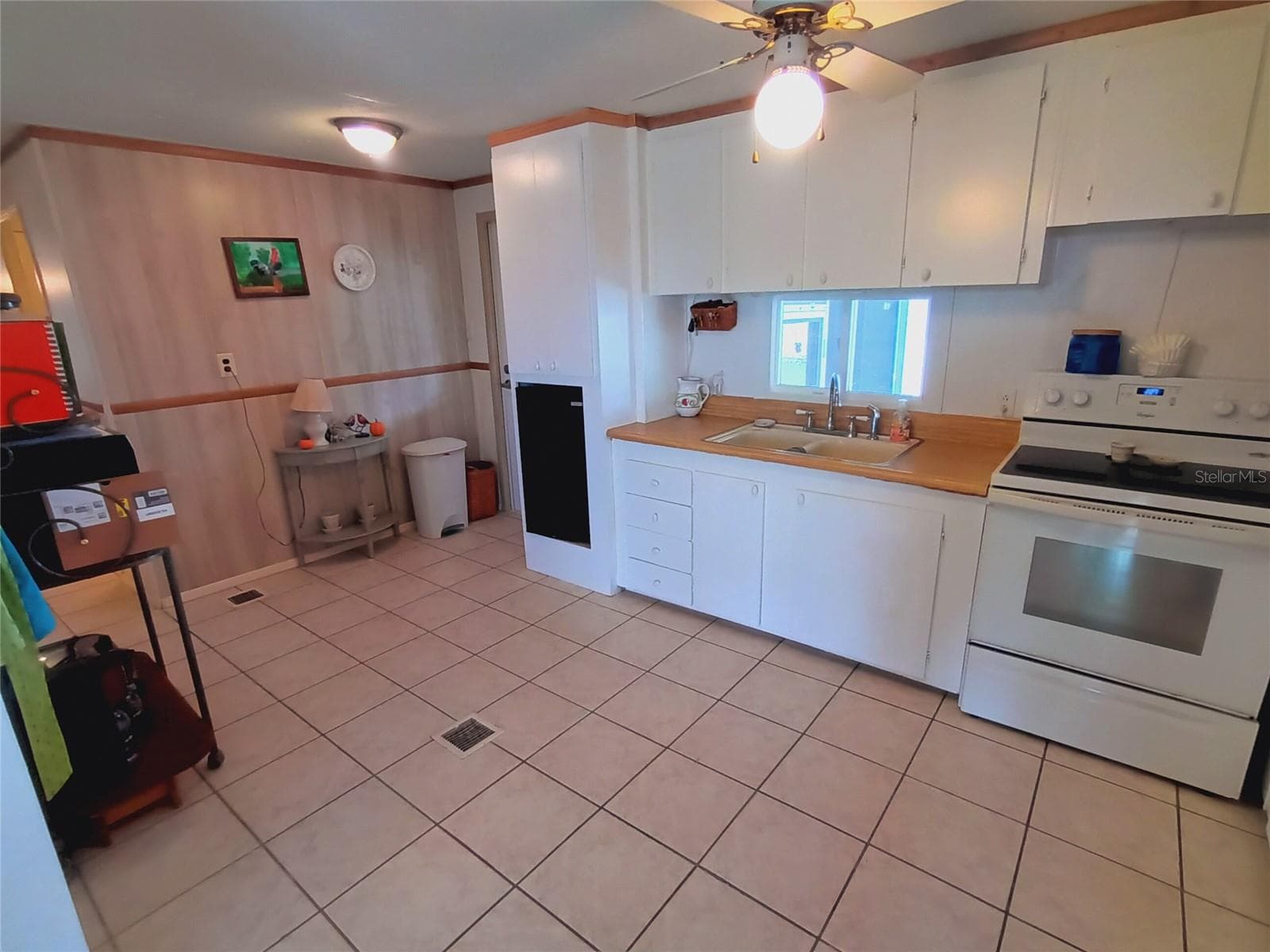 Mobile Home at 5229 BEL AIR AVE, SARASOTA, photo 15 of 76