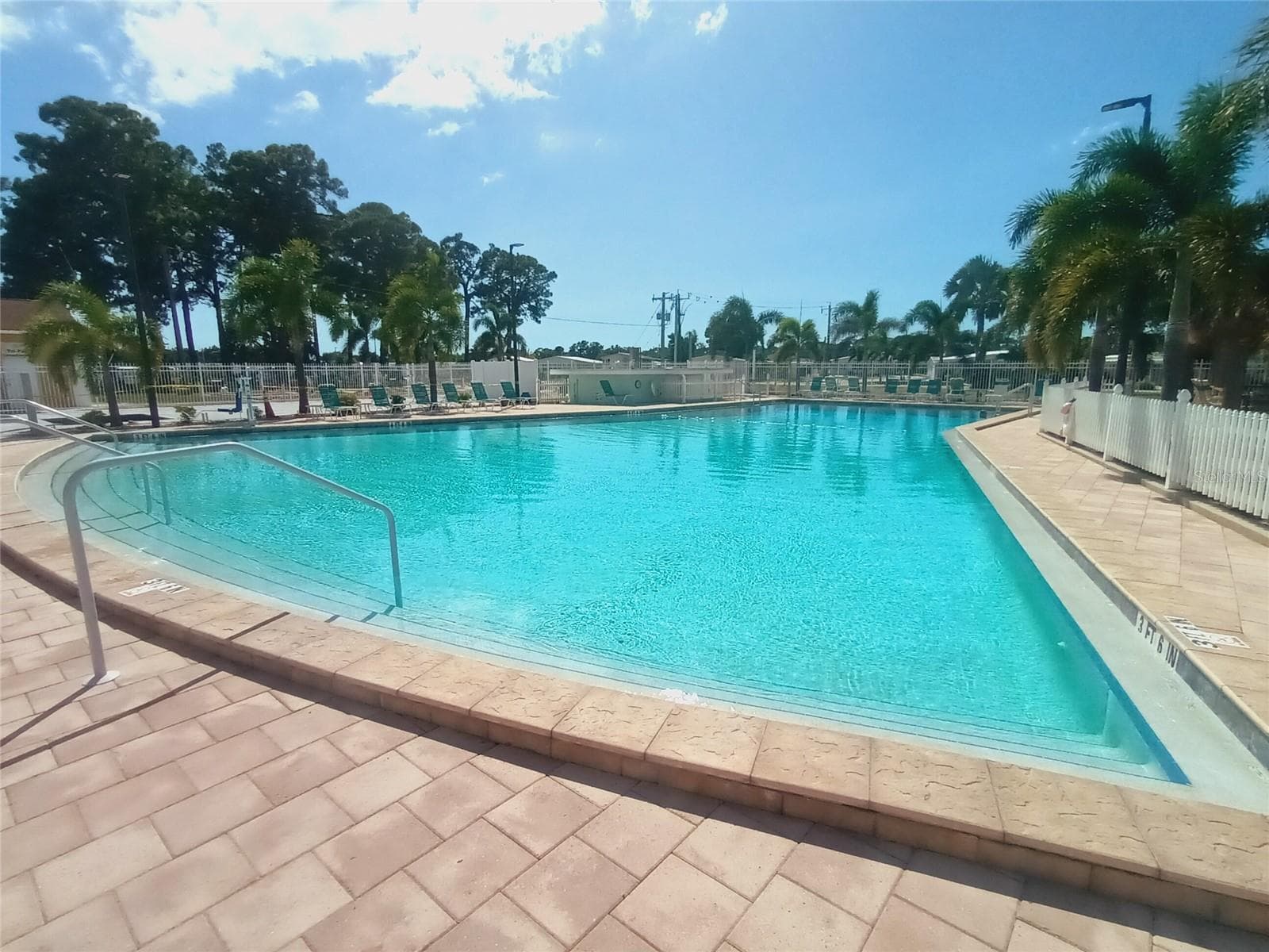 Mobile Home at 5229 BEL AIR AVE, SARASOTA, photo 51 of 76