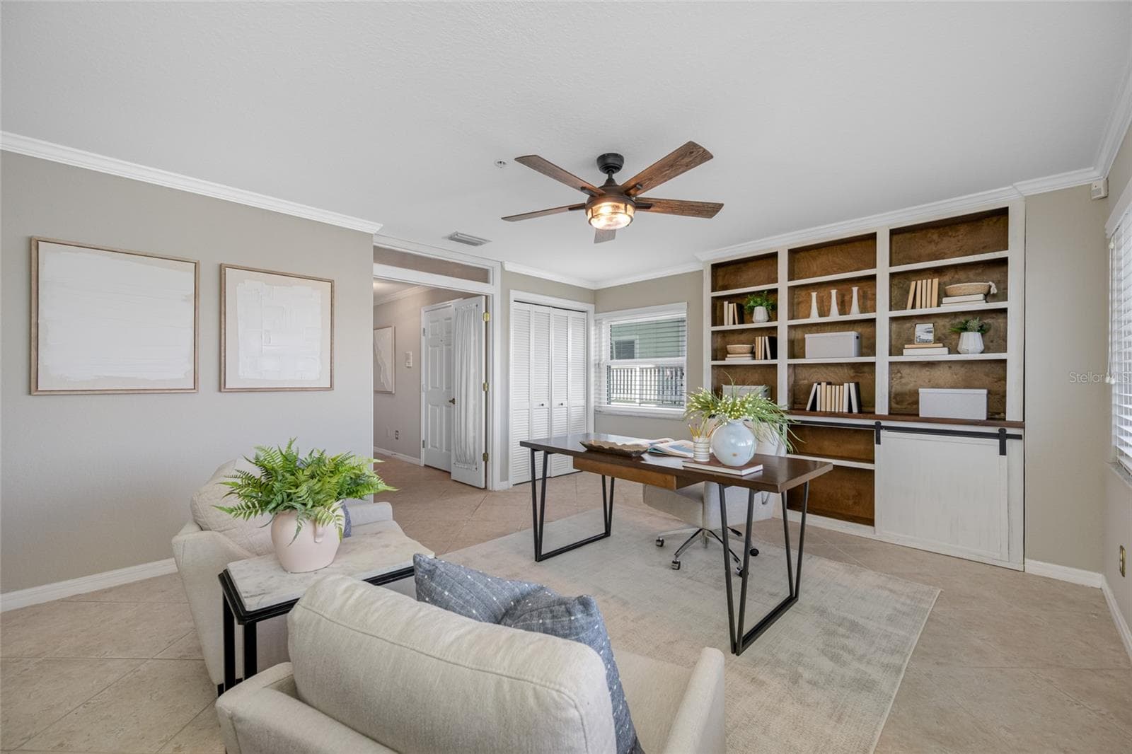 Townhouse at 8575 SUNSET CT, TREASURE ISLAND, photo 8 of 46