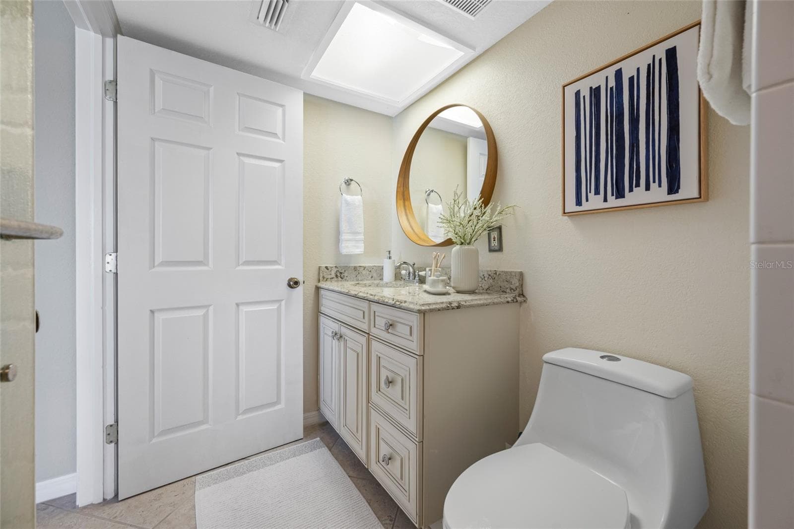 Townhouse at 8575 SUNSET CT, TREASURE ISLAND, photo 10 of 46