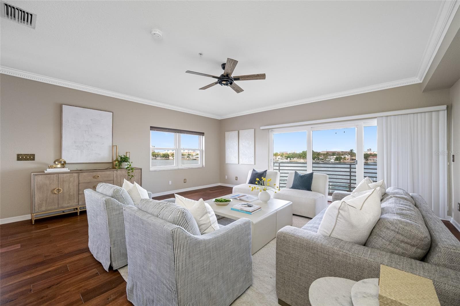 Townhouse at 8575 SUNSET CT, TREASURE ISLAND, photo 12 of 46