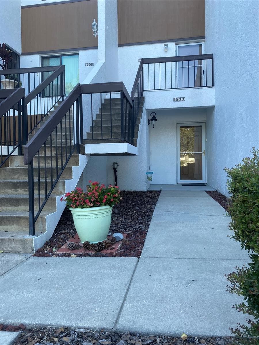 Condominium at 4400 CASTLEPALM RD, ORLANDO, photo 2 of 38