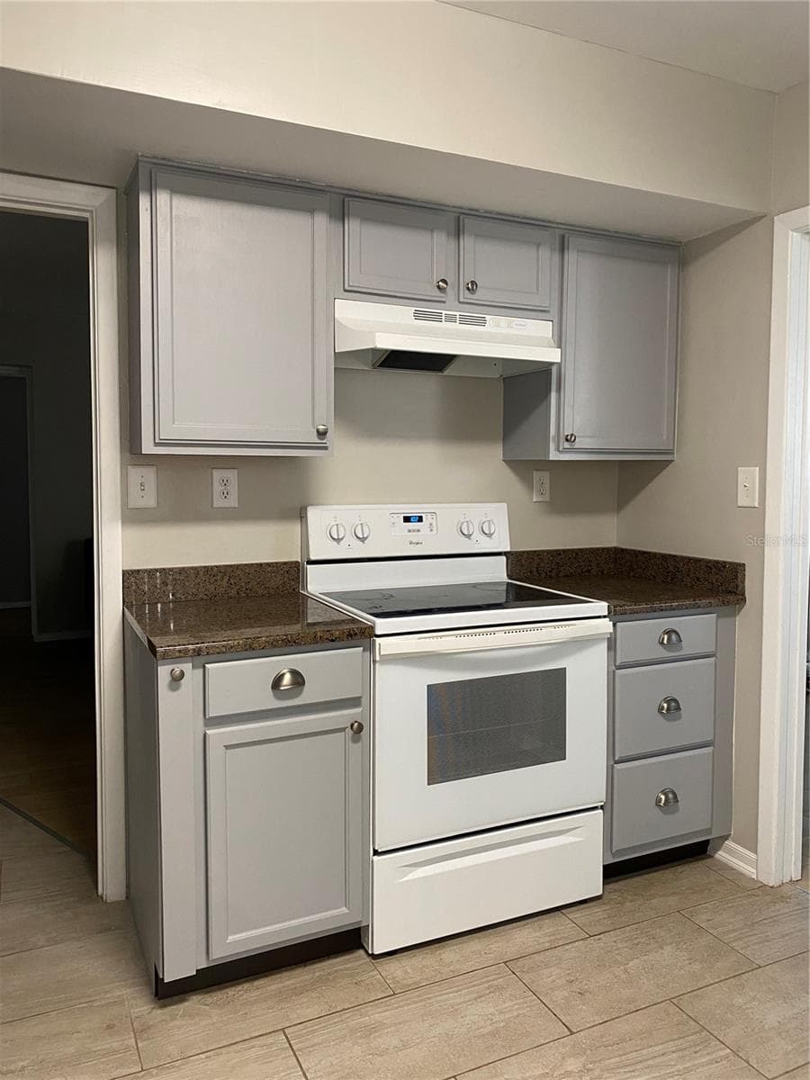 Condominium at 4400 CASTLEPALM RD, ORLANDO, photo 8 of 38