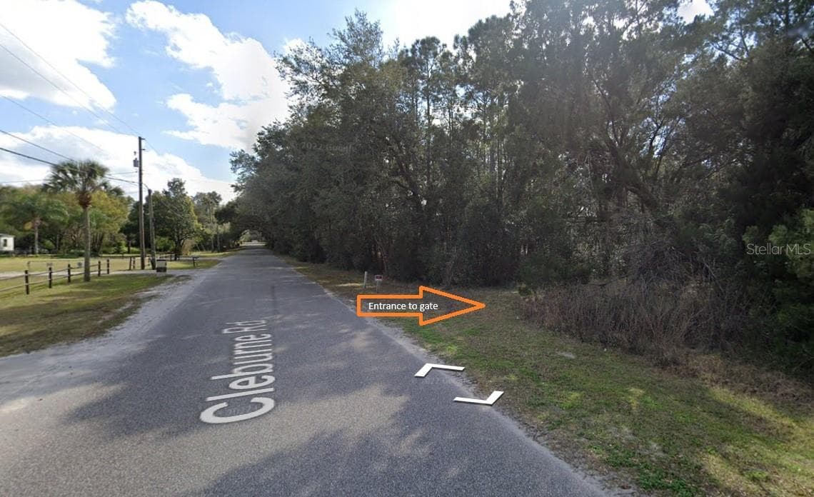 Entrance of property address is 2904 Cleburne - 2850 CLEBURNE RD, ORLANDO