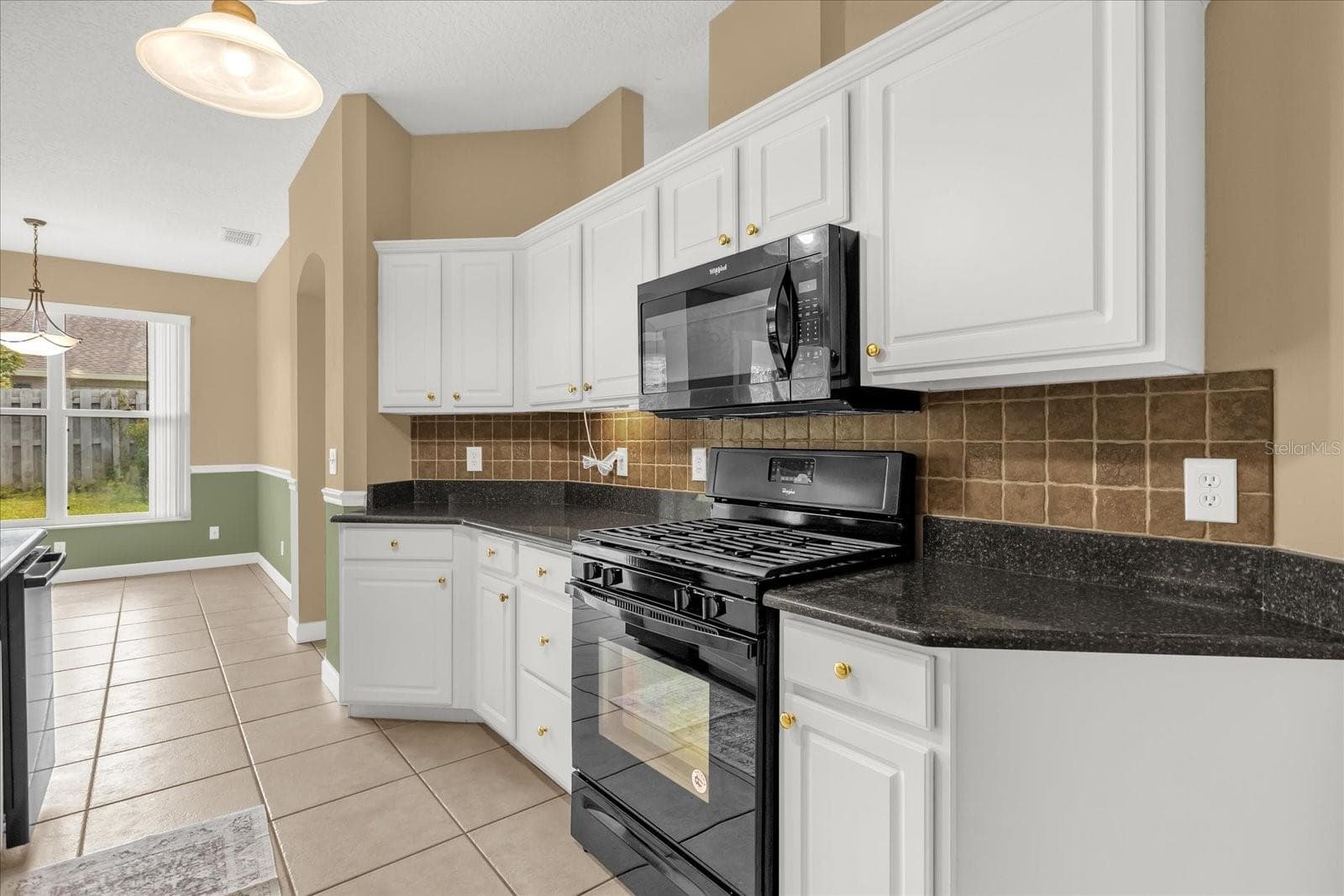 Gas Stove - 5653 MAGNOLIA BLOOM TER, OVIEDO