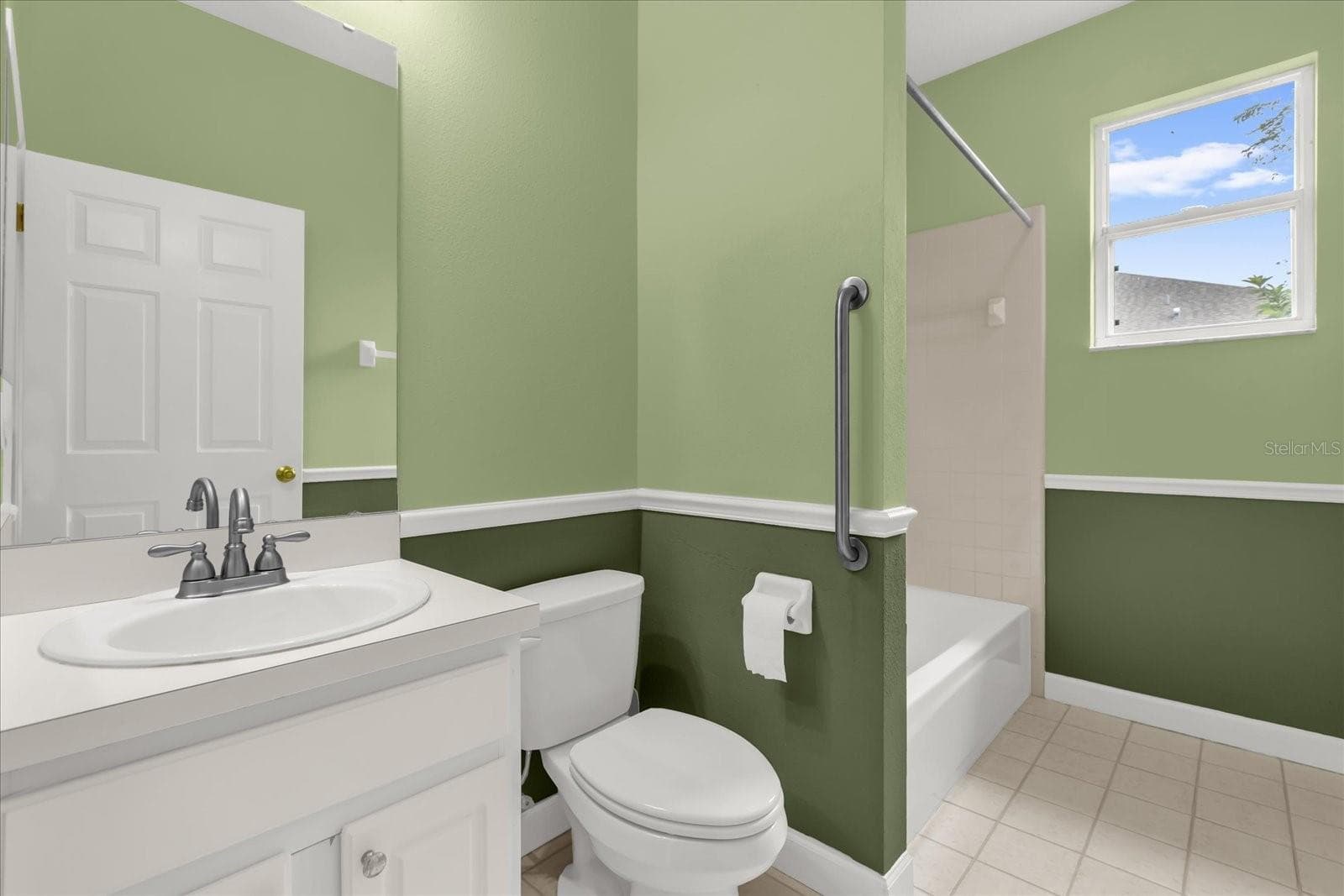 Bathroom 2 - 5653 MAGNOLIA BLOOM TER, OVIEDO