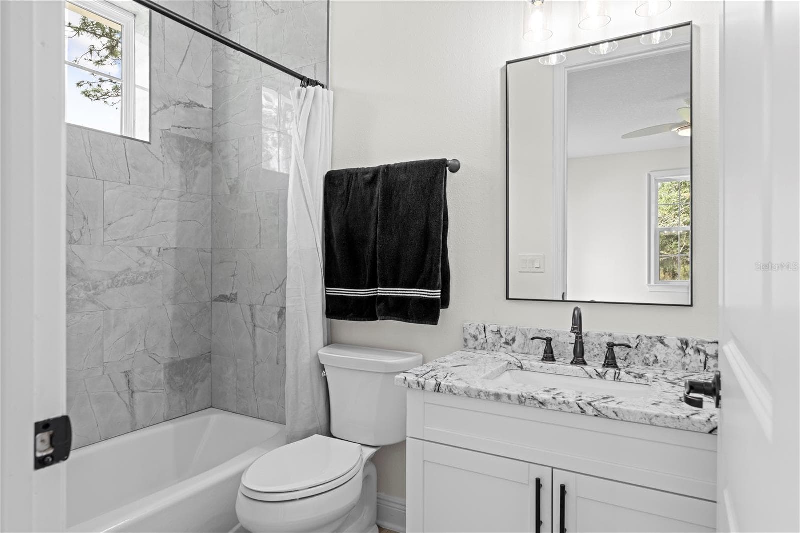 Single Family Residence at 18130 PARROT RD, WEEKI WACHEE, photo 16 of 34