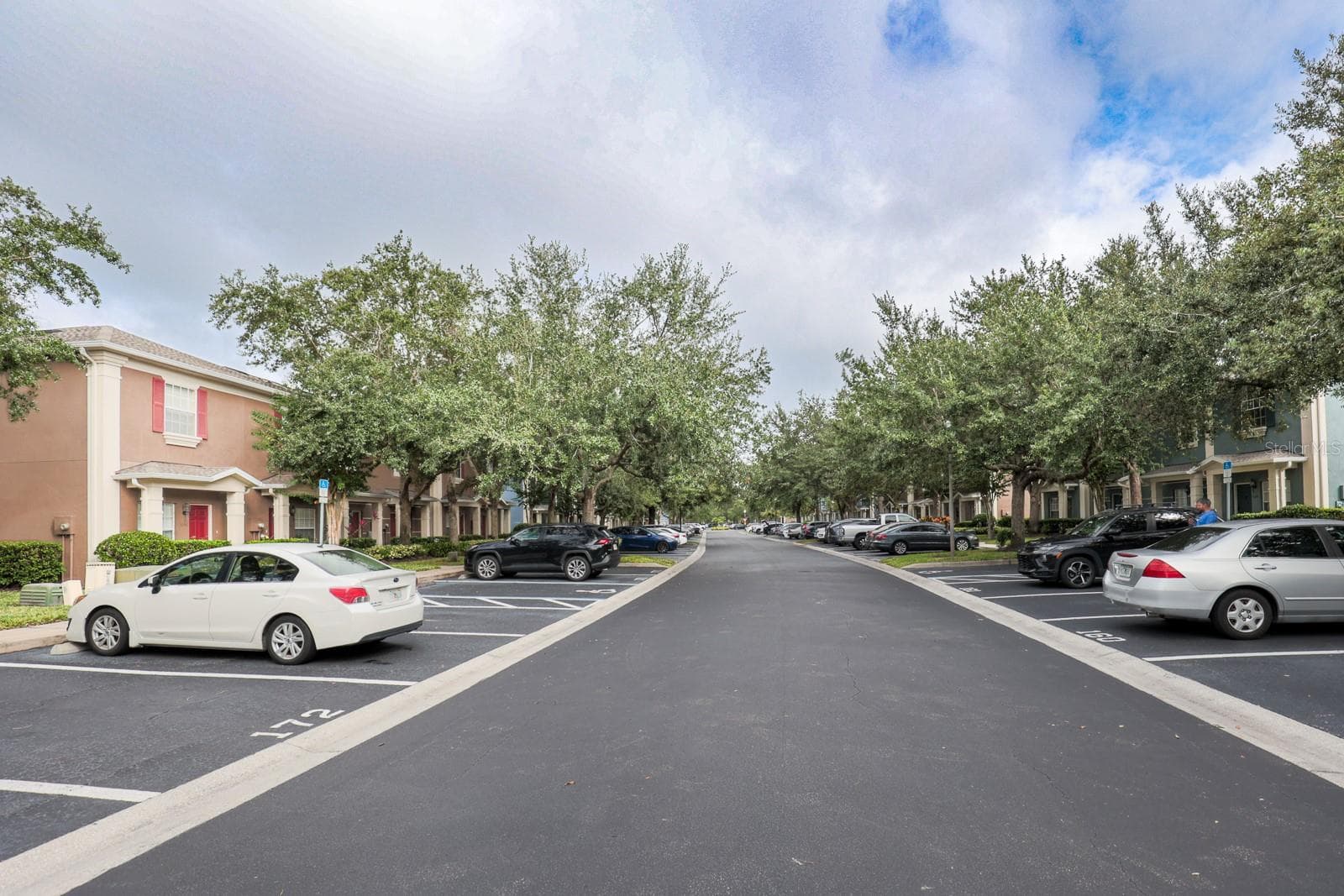 Front Road & Parking - 3664 WILSHIRE WAY RD #261, ORLANDO