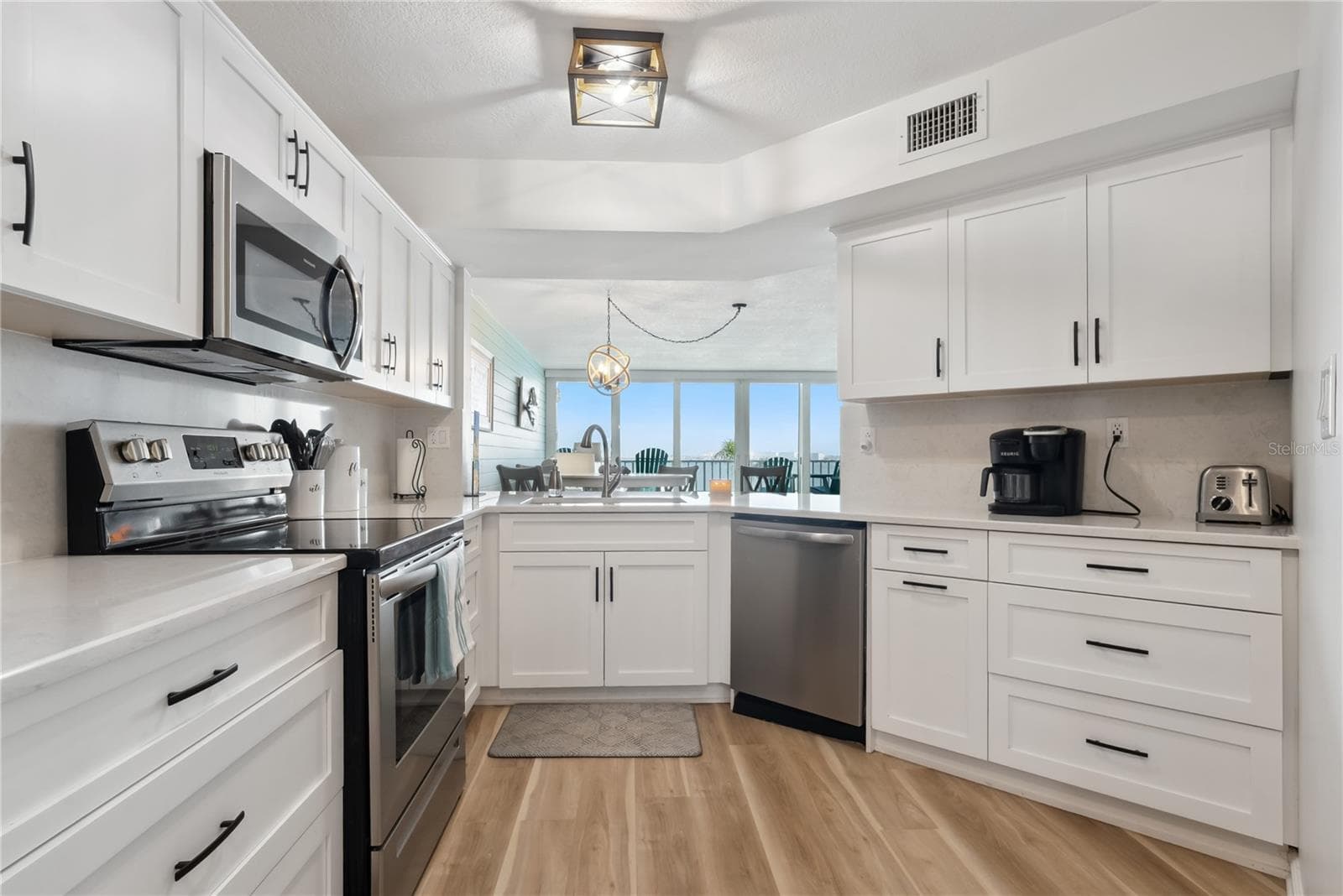 Condominium at 5279 ISLA KEY BLVD S #212, ST PETERSBURG, photo 13 of 39