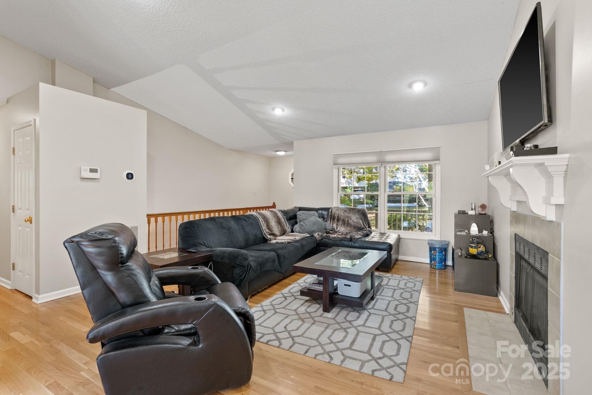 Single Family Residence at 28 Foxberry Drive, Arden, photo 2 of 24