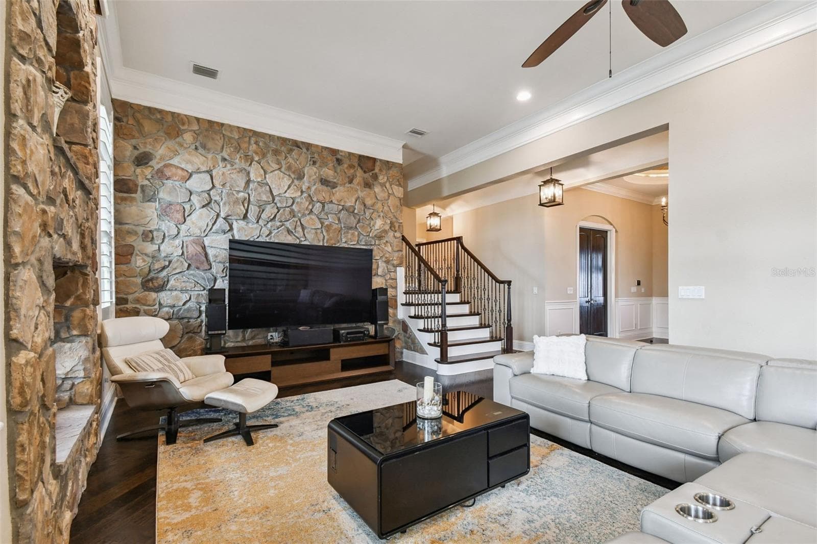 Single Family Residence at 5405 LEILANI DR, ST PETE BEACH, photo 16 of 90