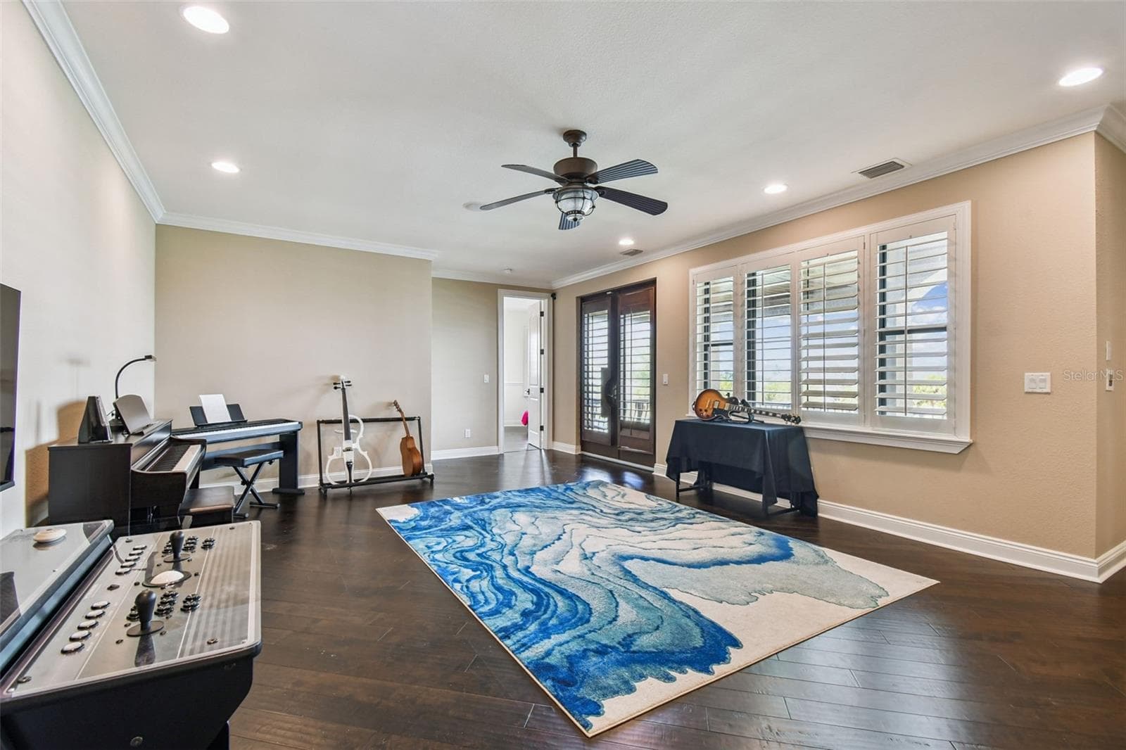 Single Family Residence at 5405 LEILANI DR, ST PETE BEACH, photo 33 of 90