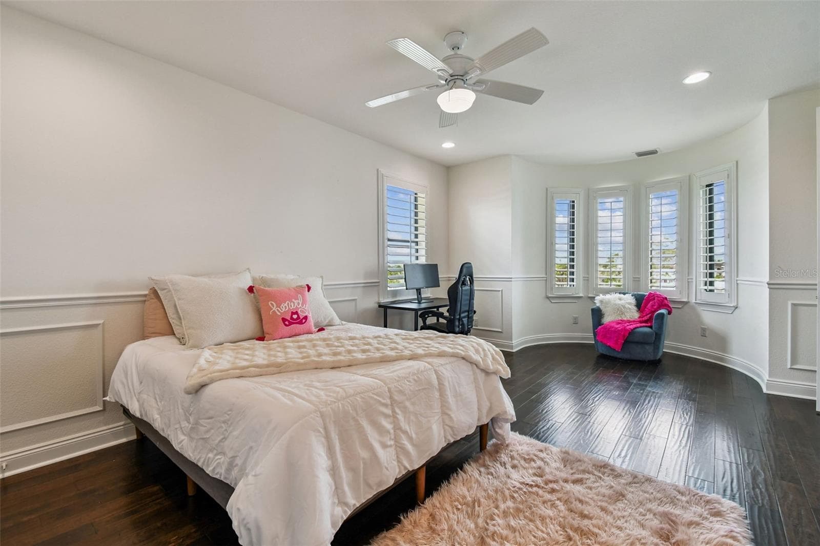 Single Family Residence at 5405 LEILANI DR, ST PETE BEACH, photo 38 of 90