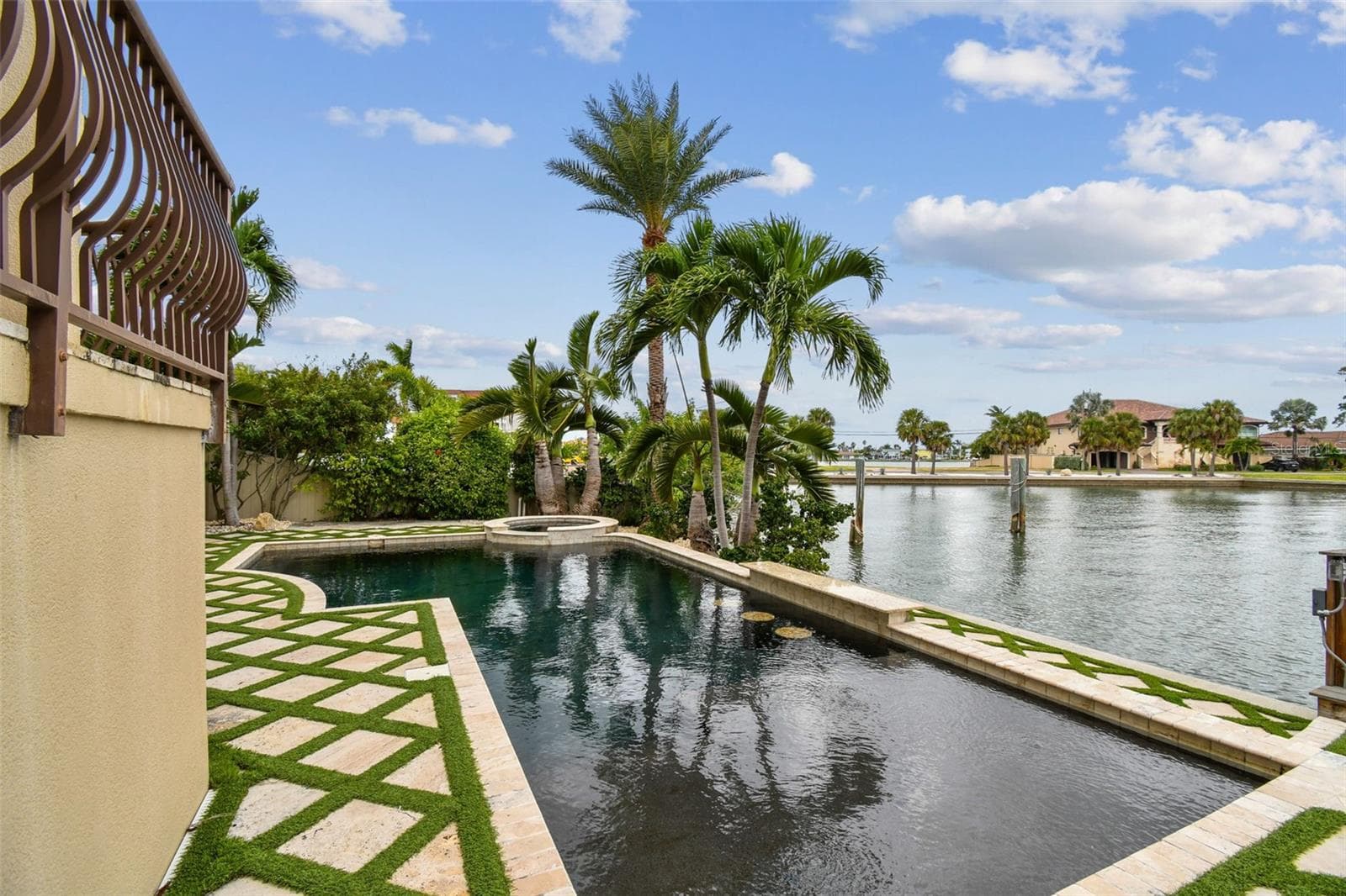 Single Family Residence at 5405 LEILANI DR, ST PETE BEACH, photo 72 of 90