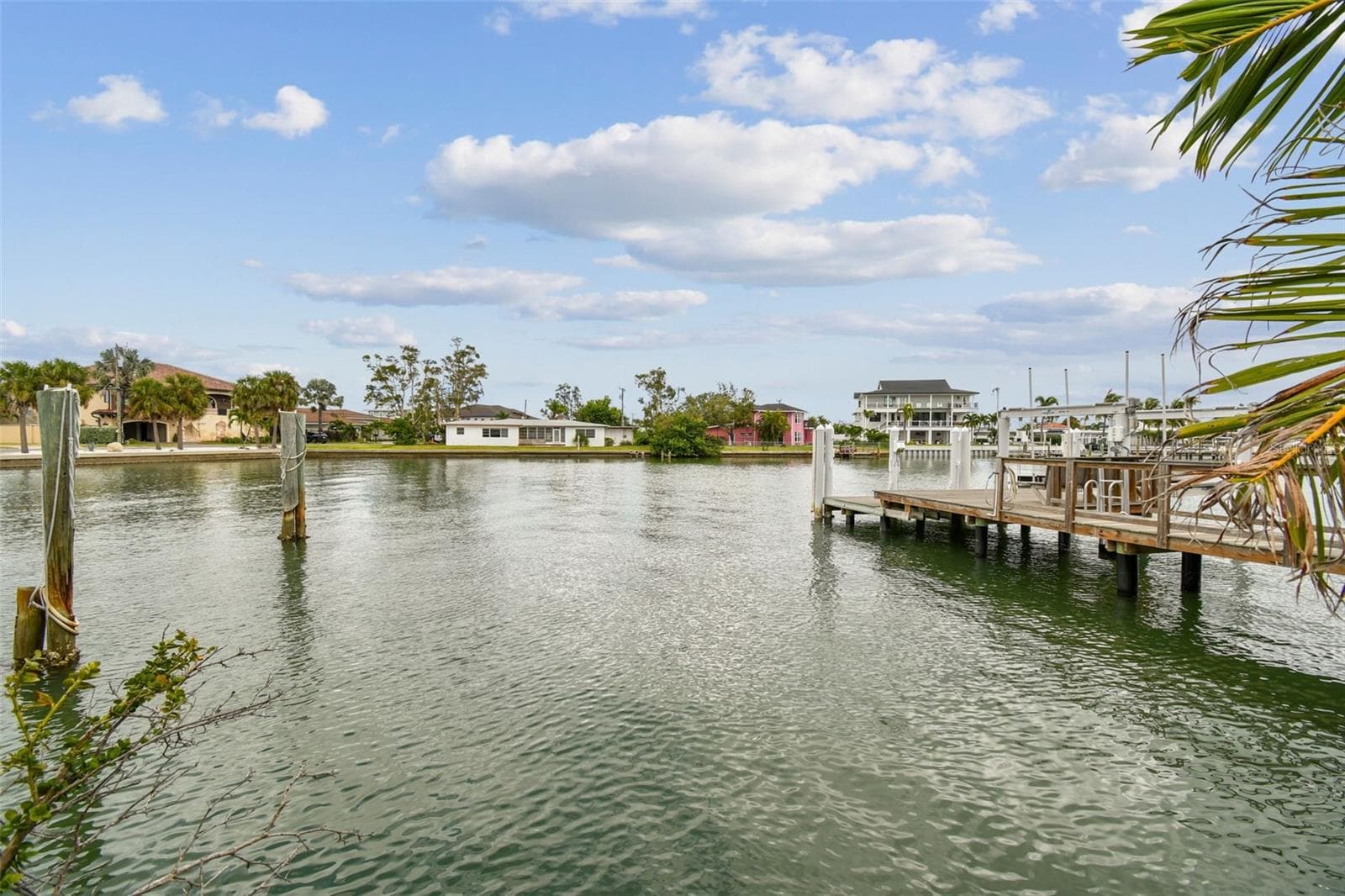 Single Family Residence at 5405 LEILANI DR, ST PETE BEACH, photo 76 of 90