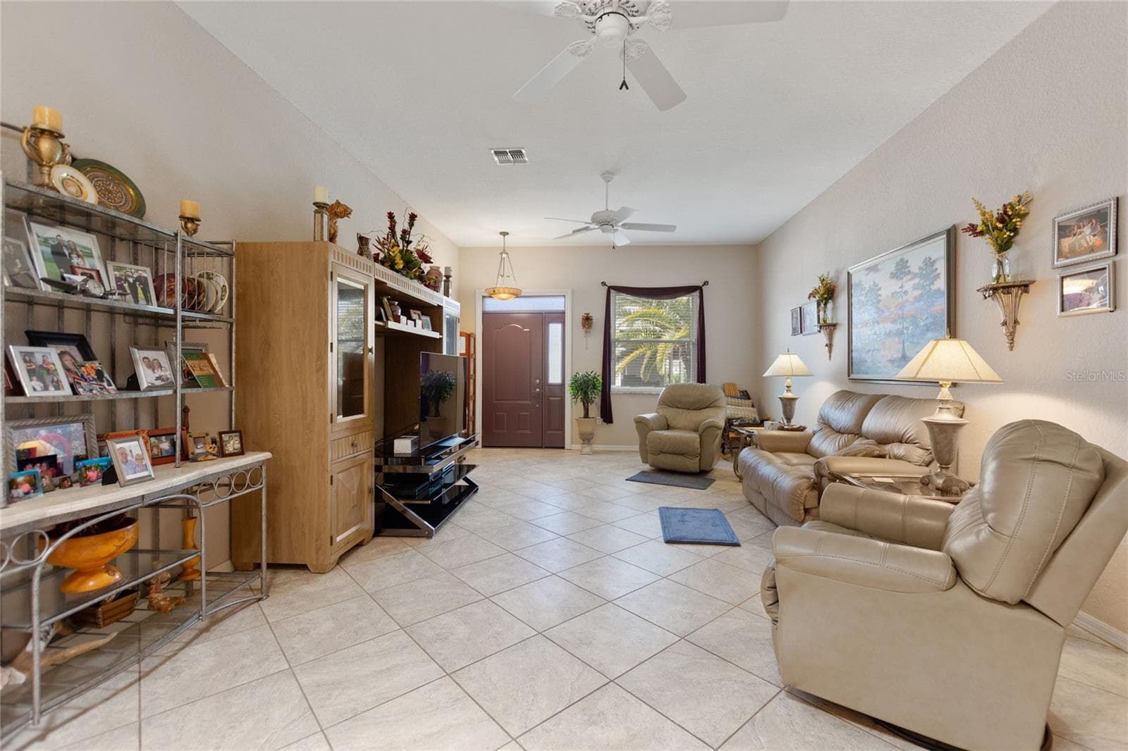 Single Family Residence at 337 MOTORCOACH DR S, POLK CITY, photo 11 of 26