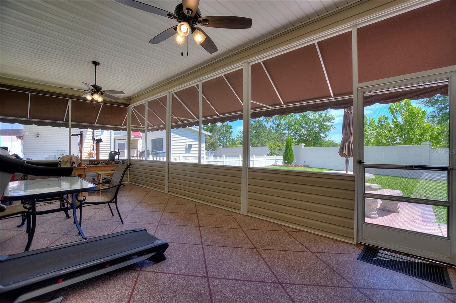 Single Family Residence at 337 MOTORCOACH DR S, POLK CITY, photo 22 of 26