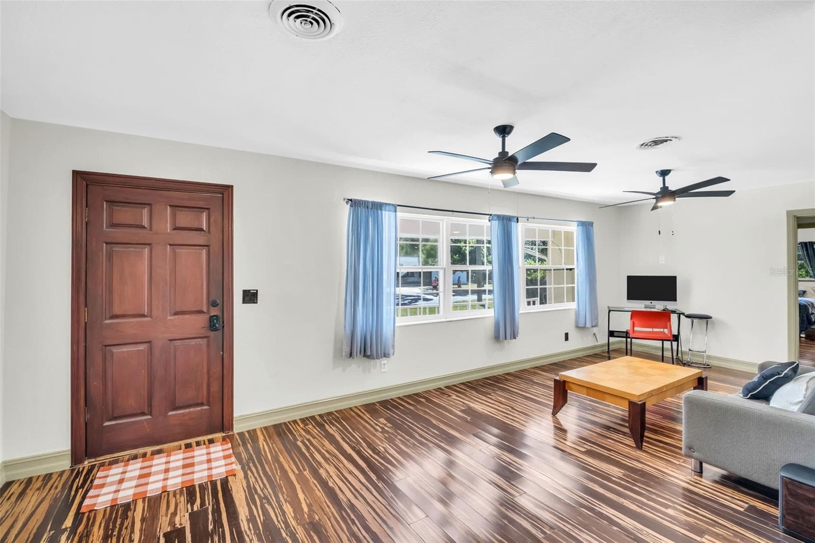 Entry to open concept Living Room/Dining Rm and Kitchen - 1182 NORWOOD AVE, CLEARWATER