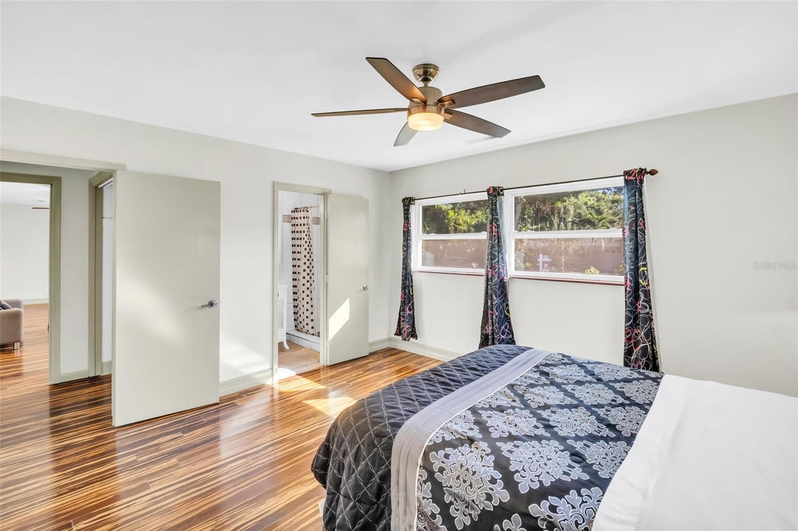 Bdrm 2, original primary, with ensuite bath - 1182 NORWOOD AVE, CLEARWATER