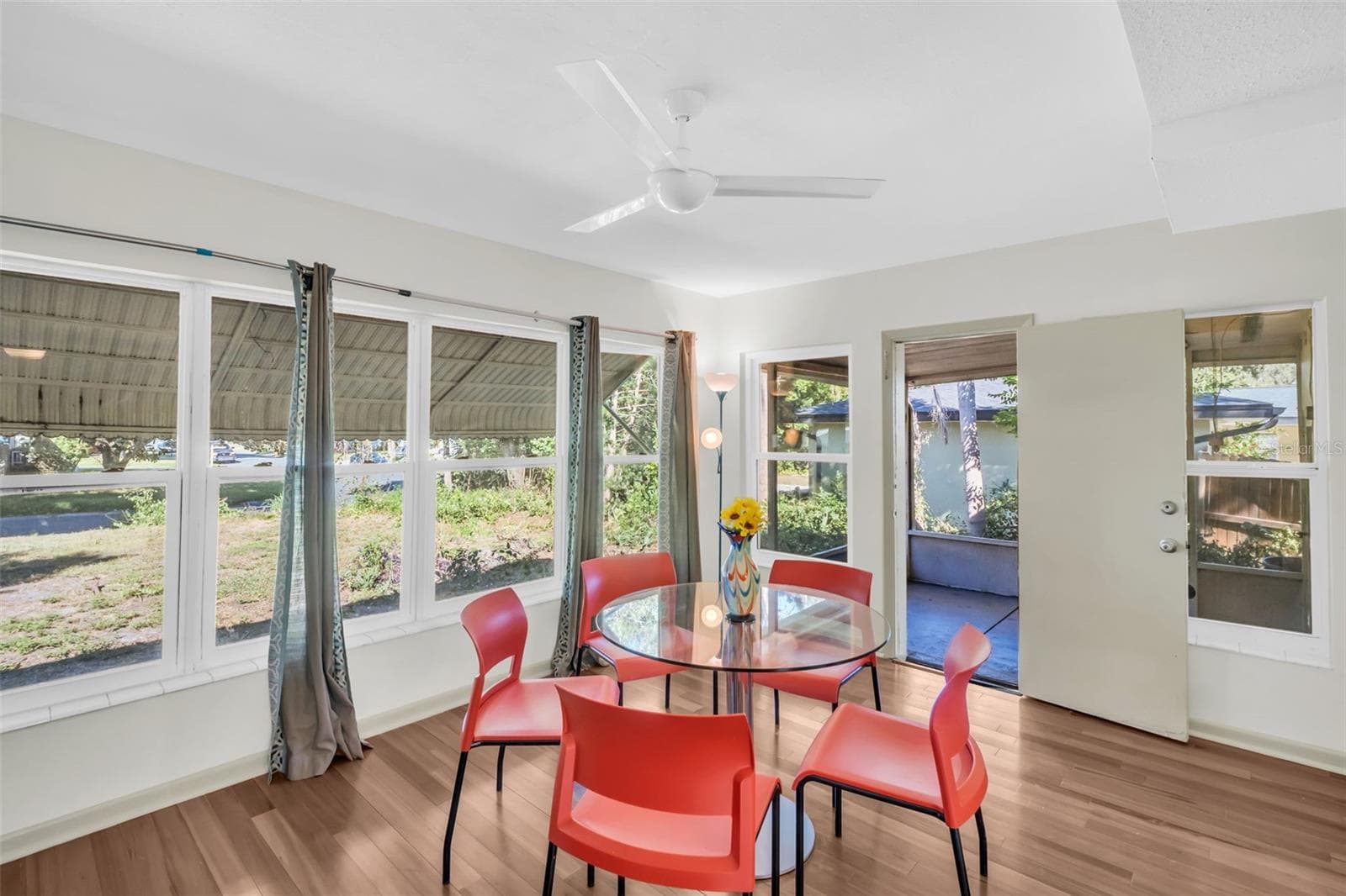 Family Rm to back yard and lanai - 1182 NORWOOD AVE, CLEARWATER