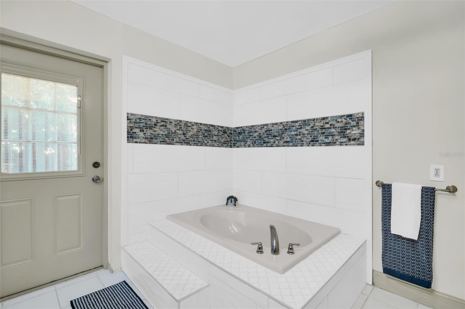 Primary Ensuite Bath - 1182 NORWOOD AVE, CLEARWATER