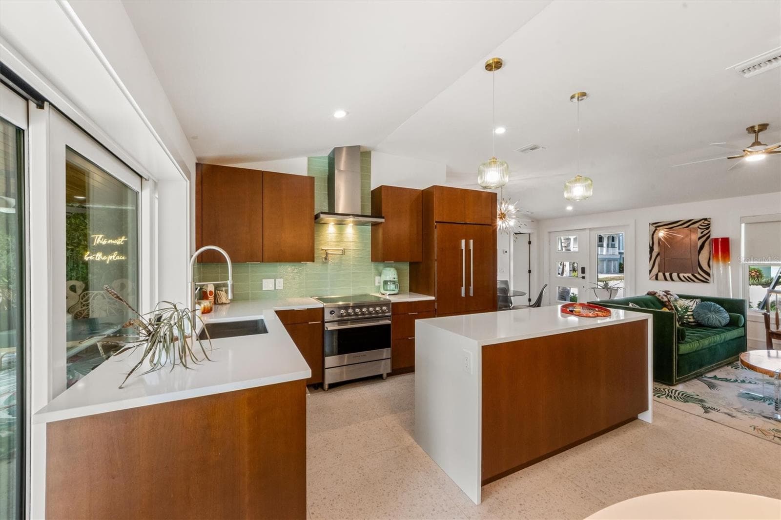 Single Family Residence at 505 65TH ST, HOLMES BEACH, photo 15 of 64