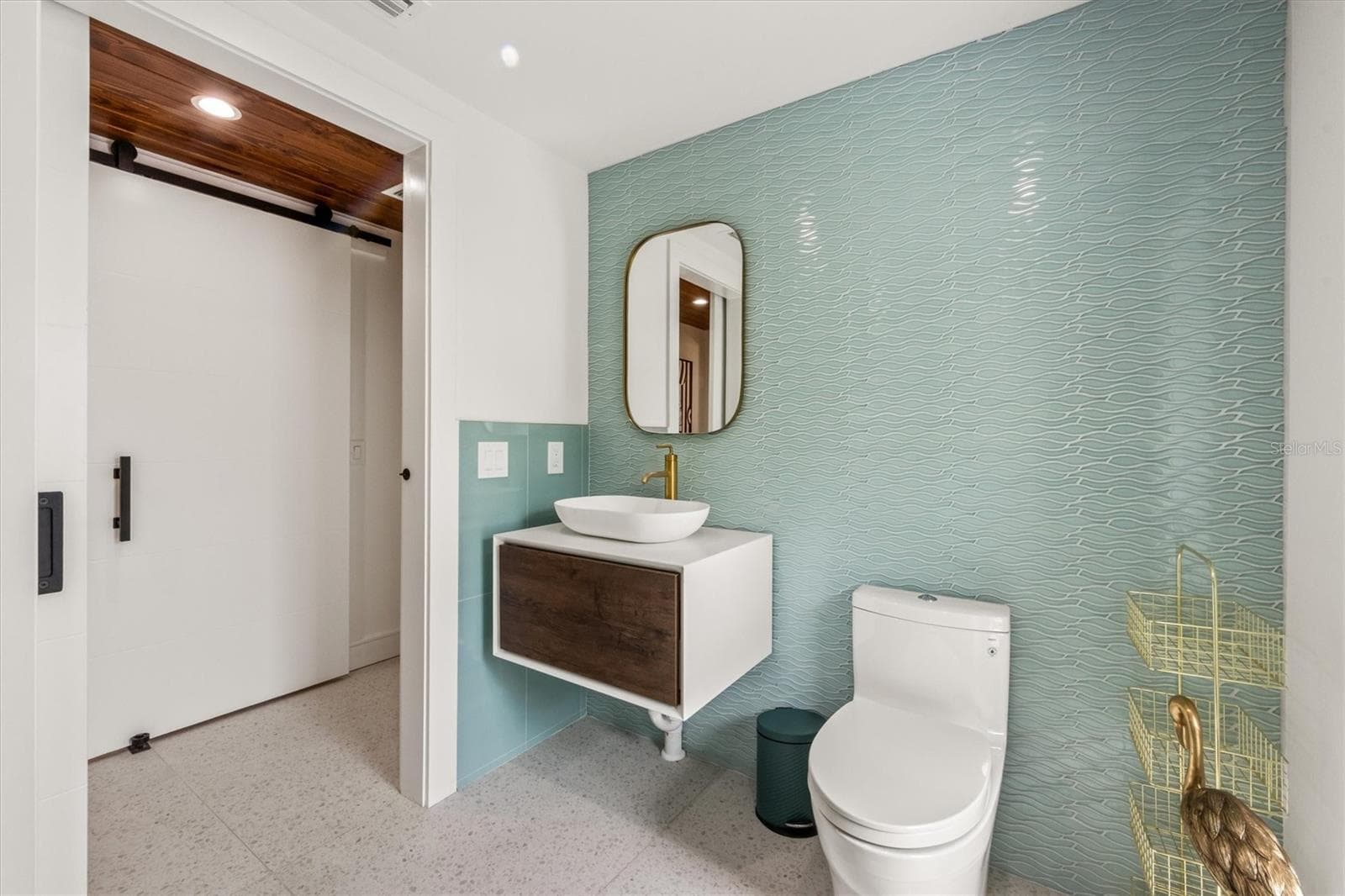 Single Family Residence at 505 65TH ST, HOLMES BEACH, photo 31 of 64