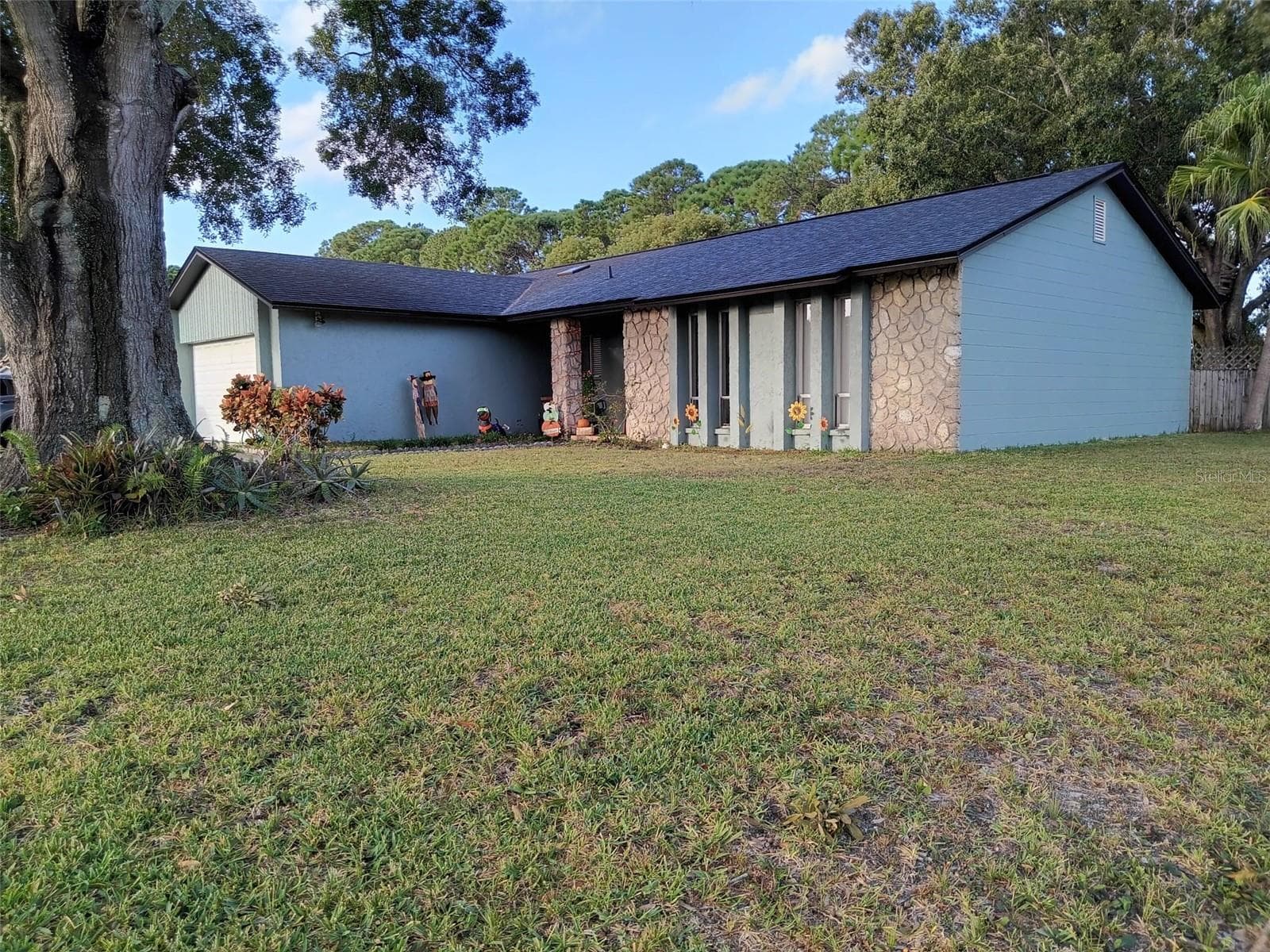 Single Family Residence at 10700 GARDENWOOD RD, ORLANDO, photo 2 of 23